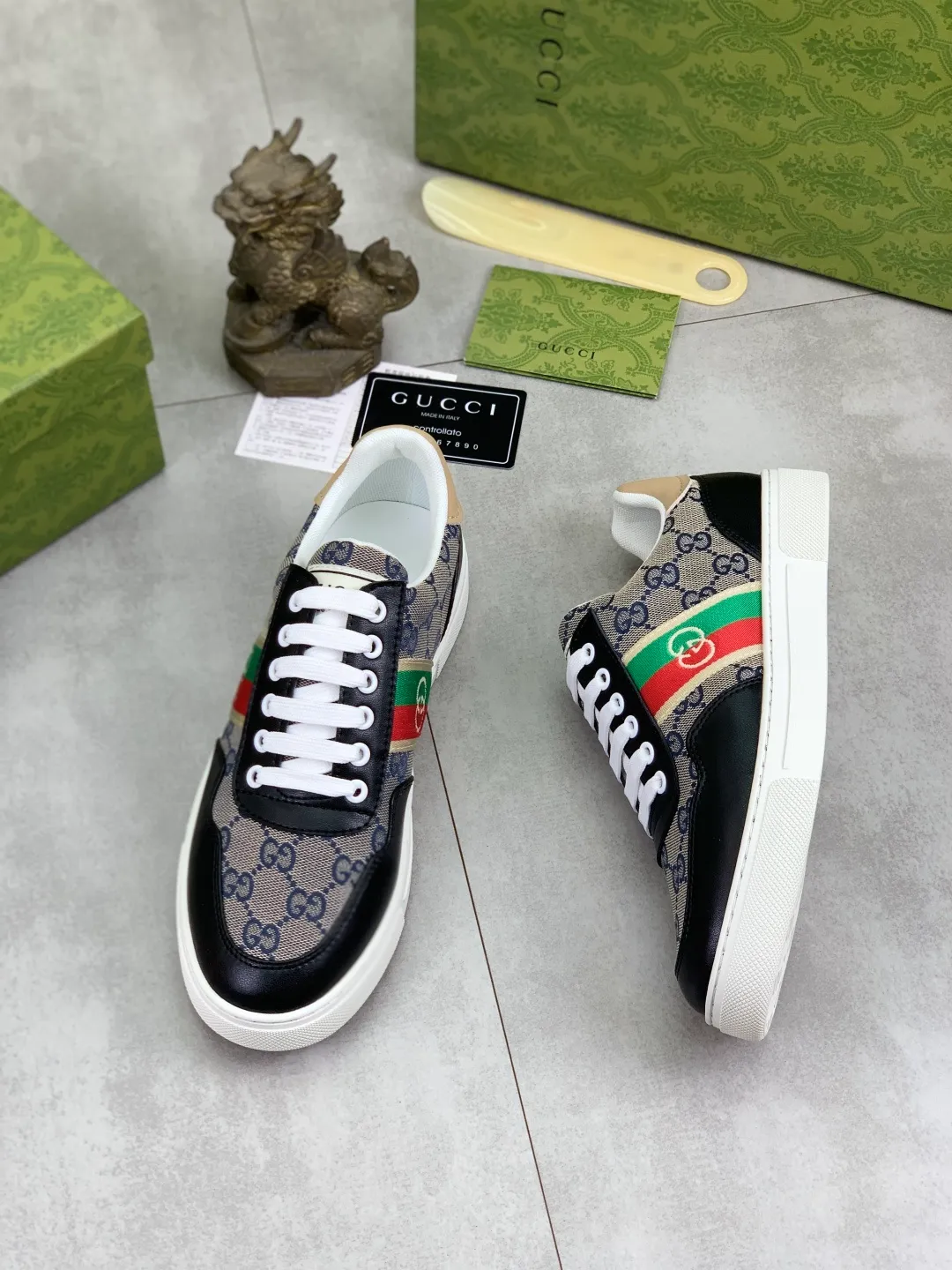 Men's men's shoes 💰P440💰 [New model] (GUCCI) official website's latest 🎁🎁casual and fashionable men's shoes 👟, hot style 💥 style is simple and elegant, exclusive for trendy men. Unique official website's latest brand double G elements Original 👑Gucci decoration, fashionable and generous, the fabric is original frosted calfskin✅Fully imported first-layer pigskin lining, the official website specifies wear-resistant, lightweight original rubber casual outsole, the classic model is taken in real life🎬38-44 3️⃣ colors available